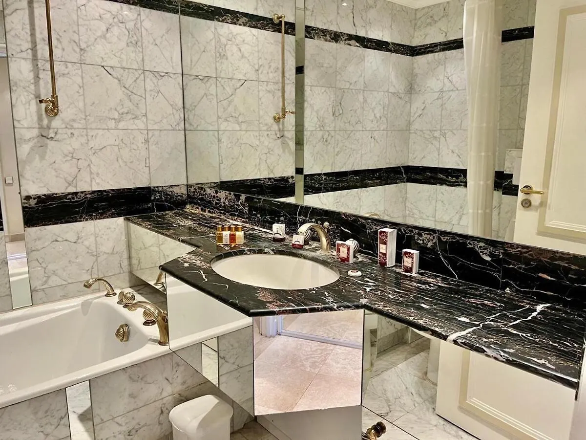 Apartment Palais Napoleon Yourhosthelper Vallauris